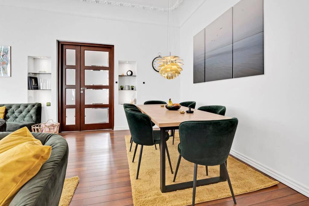 The Modern Breakaway In Aarhus Apartment Bagian luar foto